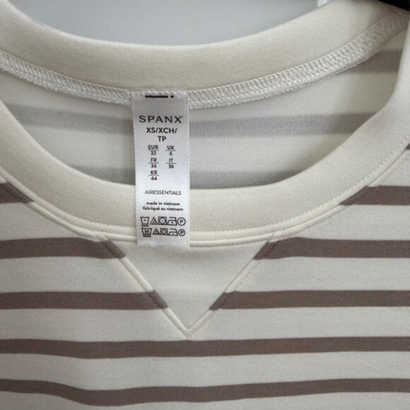 SPANX Air Essentials Crewneck - Picture 2 of 3